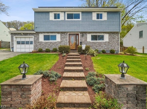516 Herrick Dr, Rockaway Twp., NJ 07801-2011
