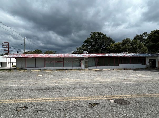 601,5,7 E Park Ave., Valdosta, GA 31601