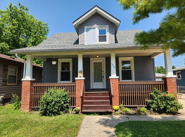 1506 Bryn Mawr Ave, Mount Pleasant, WI 53403