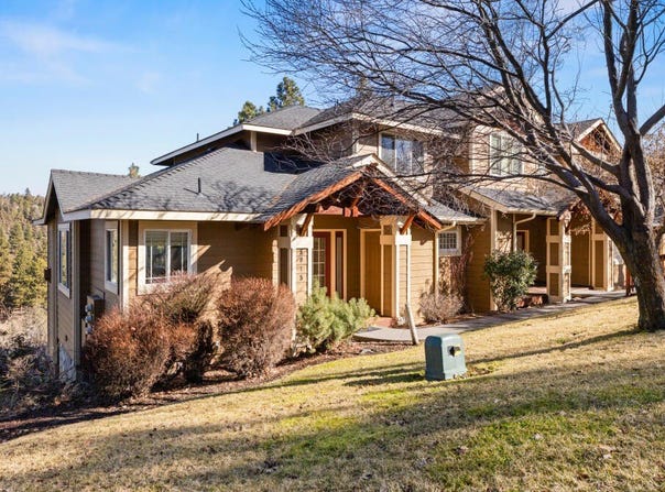 5015 Falcon Drive, Klamath Falls, OR 97601