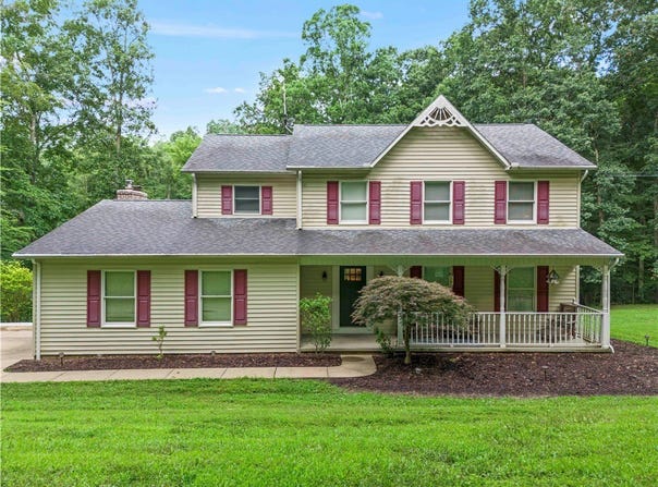 221 Urquhart Road, North Bethlehem, PA 15360