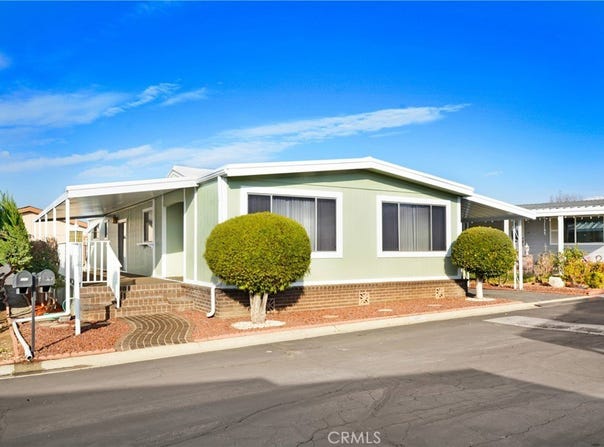 4095 Fruit Street, La Verne, CA 91750