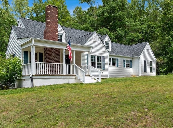 2226/2234 NC 268, Pilot Mountain, NC 27041
