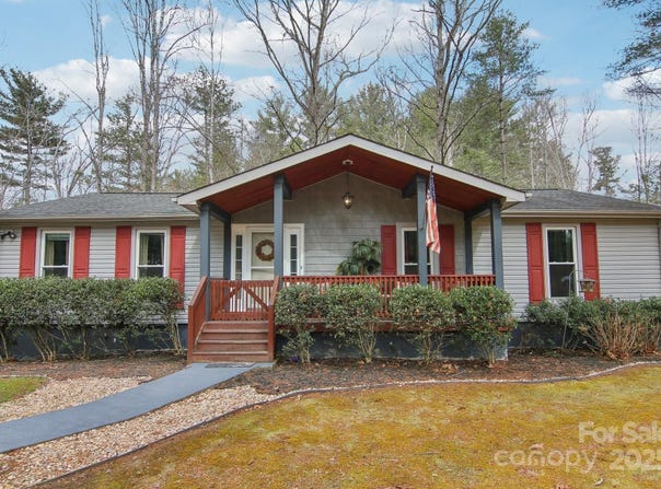 170 Elson Avenue, Hendersonville, NC 28739