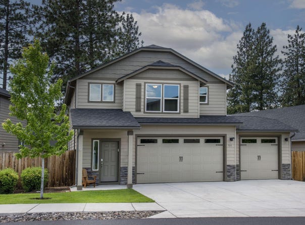 715 N Brooks Camp Road, Sisters, OR 97759