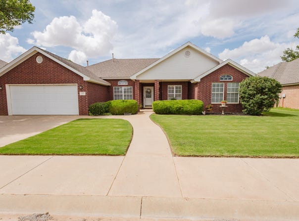 208 Sooner Street, Wolfforth, TX 79382