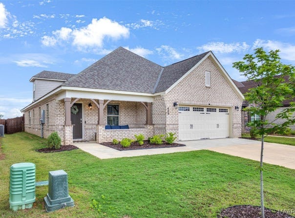 409 Crushing Heights, Pike Road, AL 36064