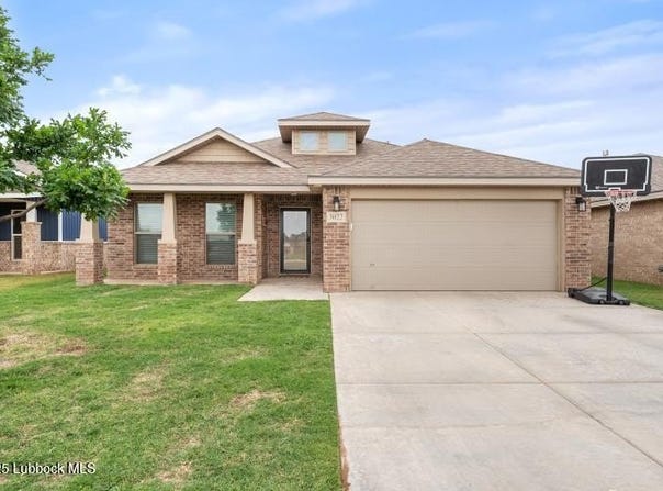 3022 Valencia Avenue, Lubbock, TX 79407
