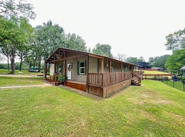 170 Bayside Circle, Malakoff, TX 75148