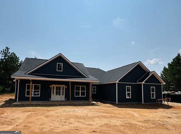 144 Means, Barnesville, GA 30204