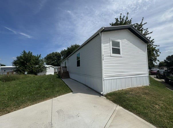 938 BUFFALO TRAIL, Gardner, KS 66030