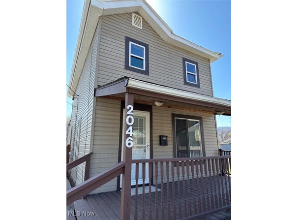 2046 Ohio Avenue, East Liverpool, OH 43920