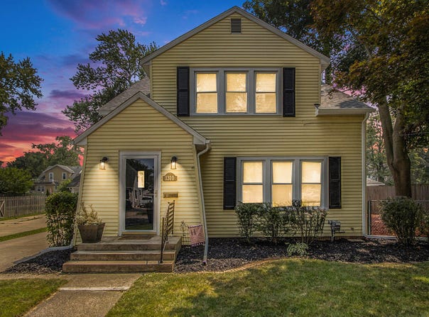 1310 Vassar Drive, Kalamazoo, MI 49001