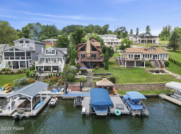 327 Marina Lane, Factoryville, PA 18419