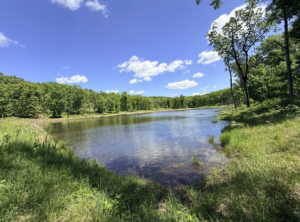 Deer Ridge Dr, Stover, MO 65078