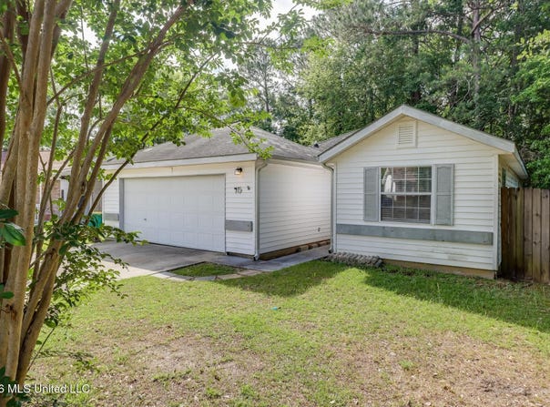 5 Michael Court, Long Beach, MS 39560