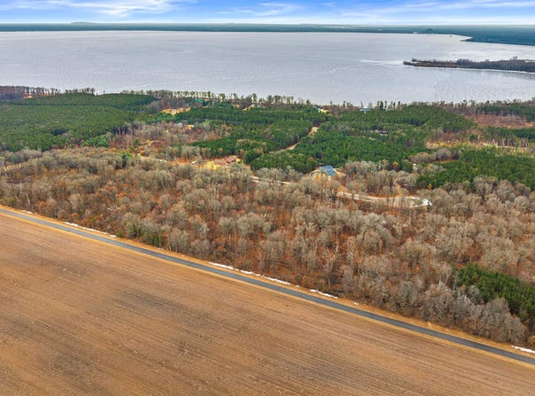 N13230 17th Avenue, Necedah, WI 54646