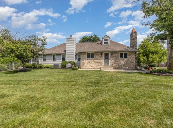 10404 Willow Drive, Symmes Twp, OH 45140