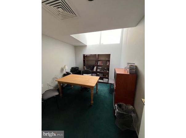 4400 MACARTHUR BOULEVARD NW, WASHINGTON, DC 20007