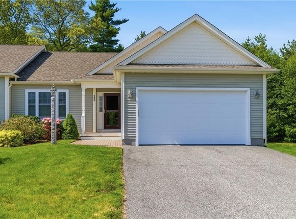 72 Country Meadow Lane, Glocester, RI 02814