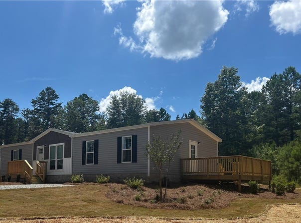 208 Union Court, West Union, SC 29696