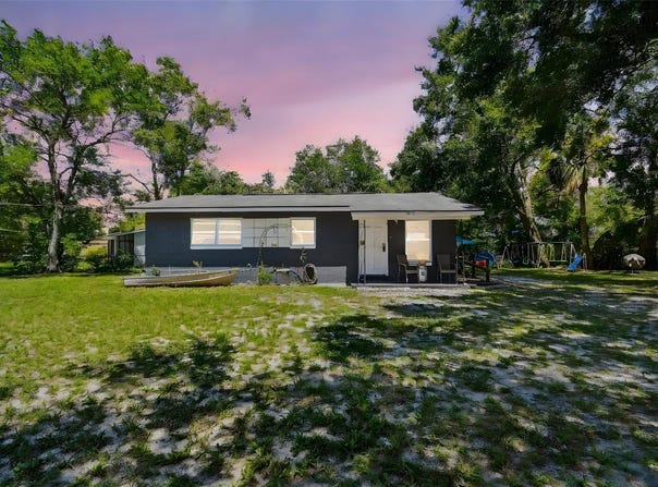 1615 JEFFERSON DRIVE, MOUNT DORA, FL 32757