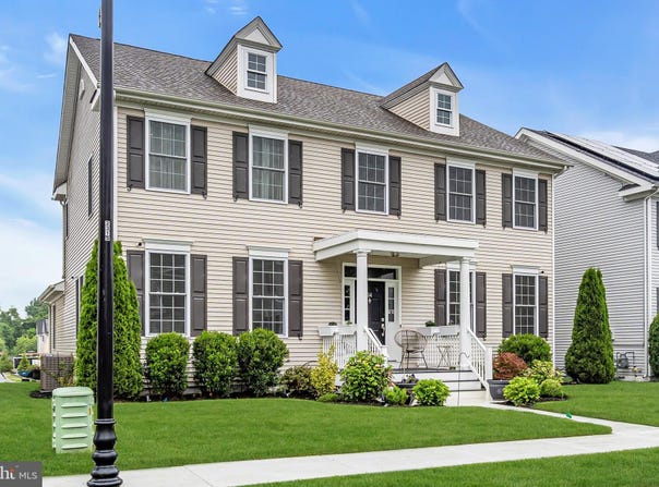 64 BROOKDALE WAY, CHESTERFIELD, NJ 08515
