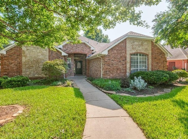 805 Evergreen Court, Keller, TX 76248
