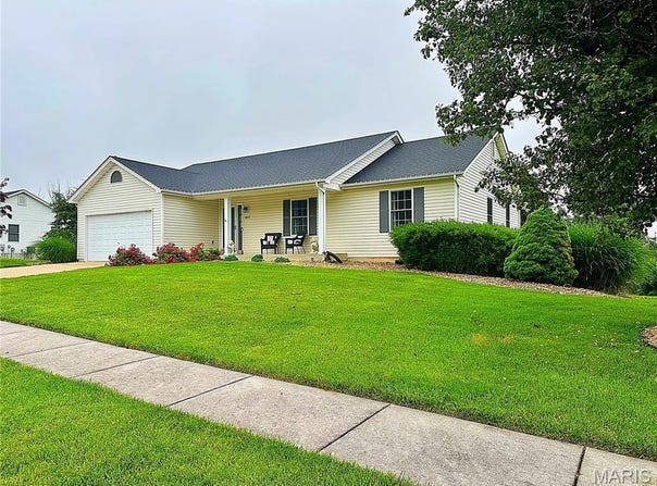3837 Bedford Pointe Drive, Wentzville, MO 63385