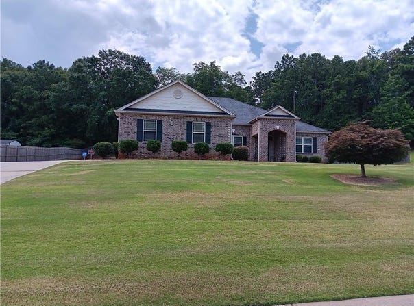 1024 Yorkshire Drive, Griffin, GA 30223