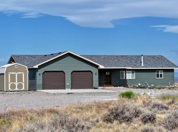 55 Deveraux Ln, Riverton, WY 82501