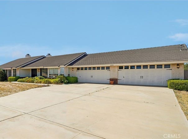 14774 Aspen Street, Hesperia, CA 92345