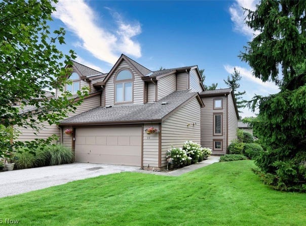 10 Windrush, Beachwood, OH 44122