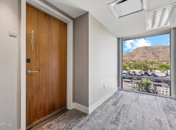 5455 E LINCOLN Drive, Paradise Valley, AZ 85253