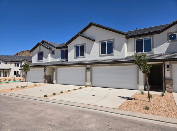 3364 E DUNGEON DR, Washington, UT 84780