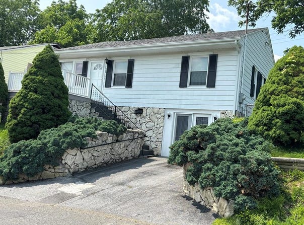 101 Aden Street, Bluefield, VA 24605