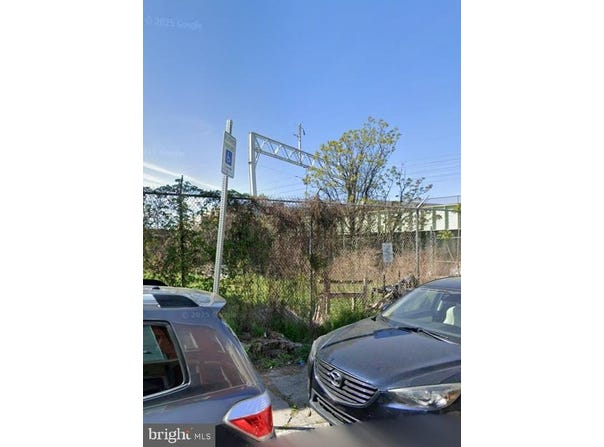 938 EDGLEY Street, PHILADELPHIA, PA 19122