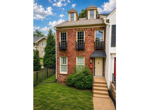 1636 CENTRAL Ave, Memphis, TN 38104