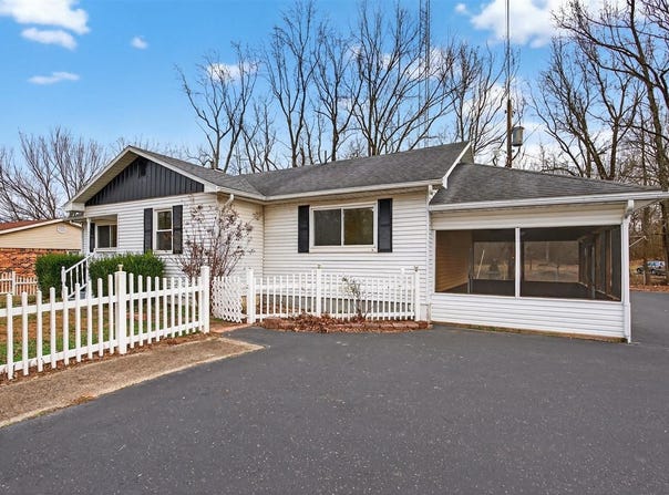508 W Mose Rager Boulevard, Drakesboro, KY 42337