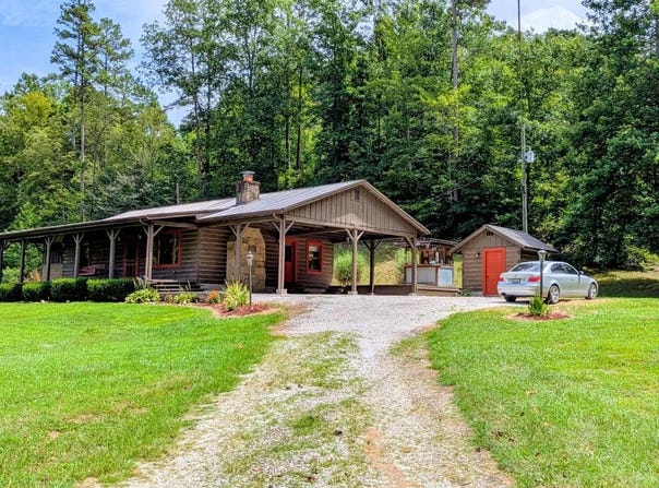 419 Fairchild Branch, Flat Gap, KY 41219