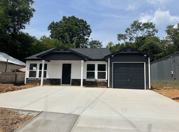 355 E Floyd Baker Boulevard, Gaffney, SC 29340
