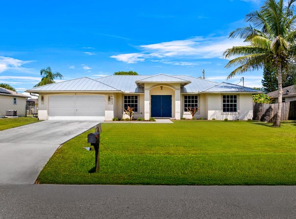 4633 SW Ulster Street, Port Saint Lucie, FL 34953