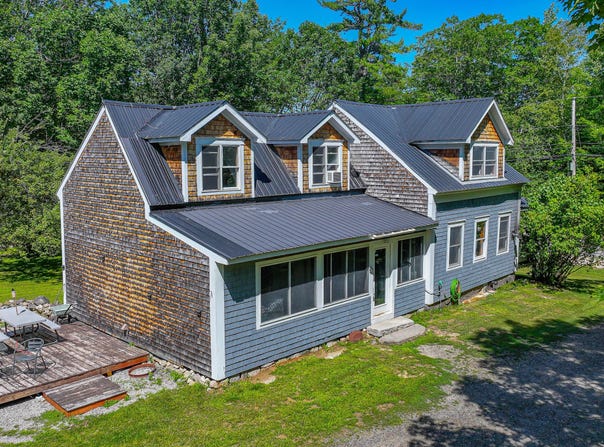 1372 Bridgton Road, Sebago, ME 04029