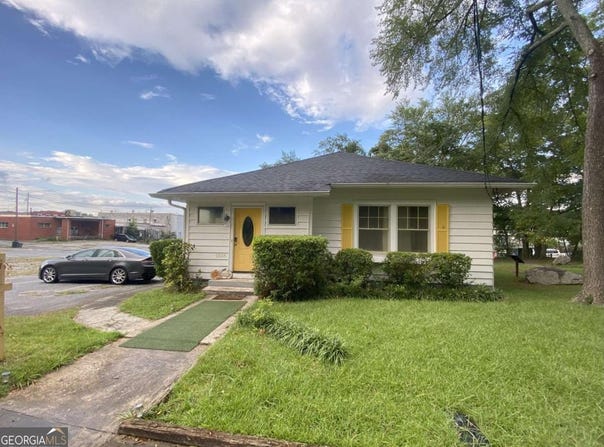 2556 Wiggins, Lithonia, GA 30058