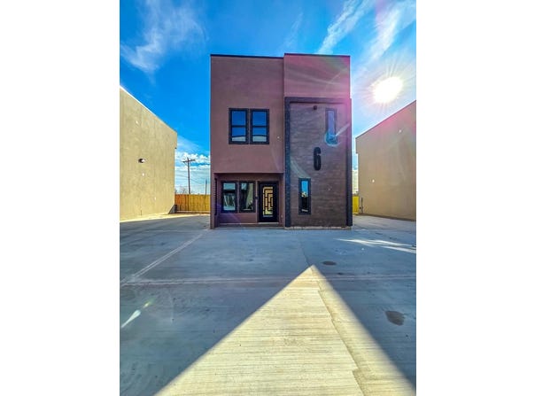 3212 BOB ROGERS DR #6, Eagle Pass, TX 78852