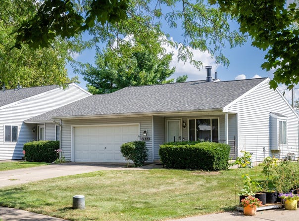 2823 Natalie Drive, Champaign, IL 61822