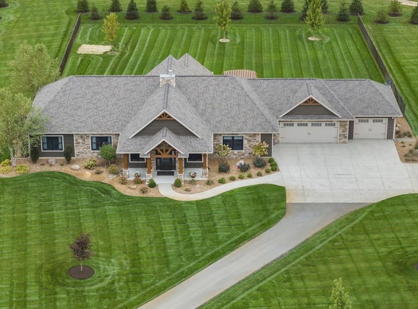 9345 Notestine Road, Fort Wayne, IN 46835