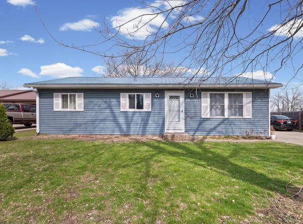 610 Hillcrest Drive, Monticello, IN 47960-1743