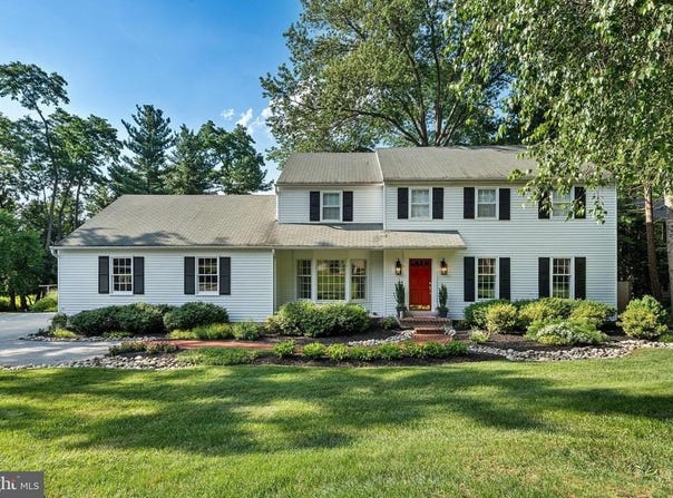 223 COUNTRY GATE ROAD, WAYNE, PA 19087