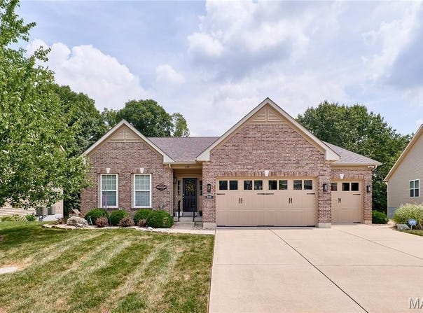239 Carlton Point Drive, Wentzville, MO 63385